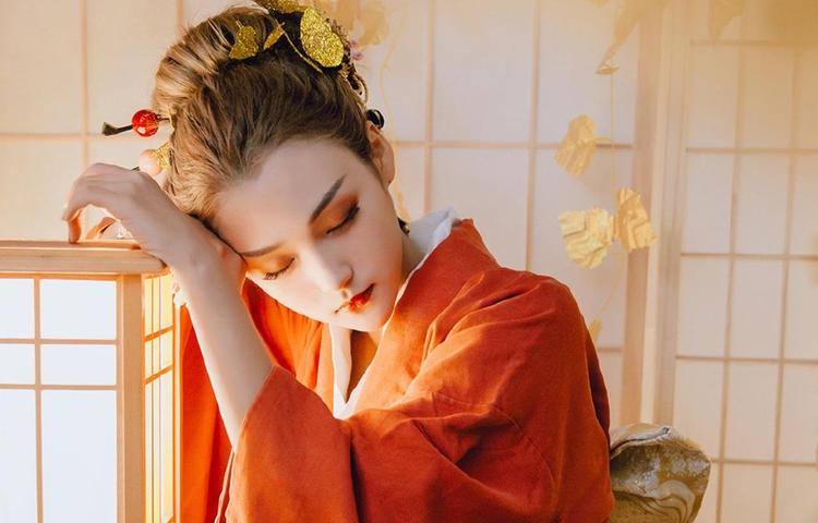 宝宝换尿布时的喷泉现象